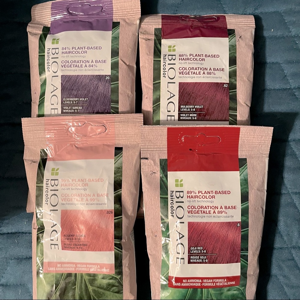 Biolage Plant Based Haircolor. Gray coverage. Multiple applications per packet.